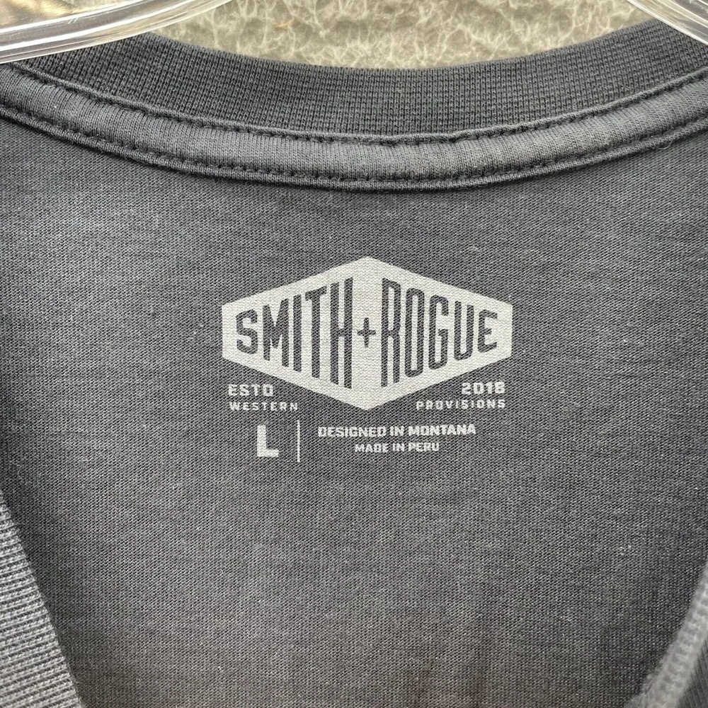 Smith & Rogue T-Shirt Men's‎ Large Blue Hiking Outdoor Performance Workwear Camp